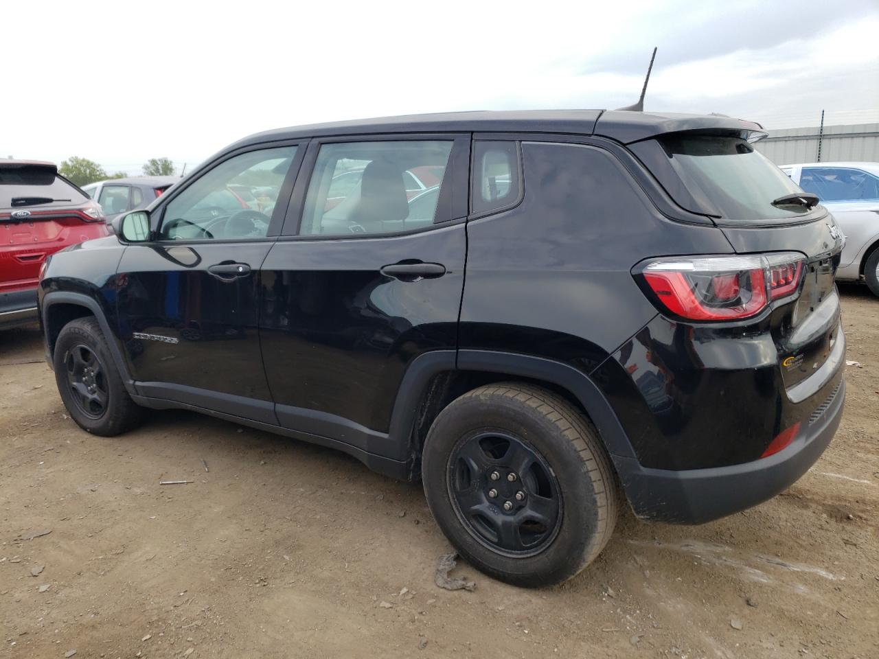 Изображение 2 2019 JEEP COMPASS SPORT 2019 с VIN 3C4NJCAB8KT686296