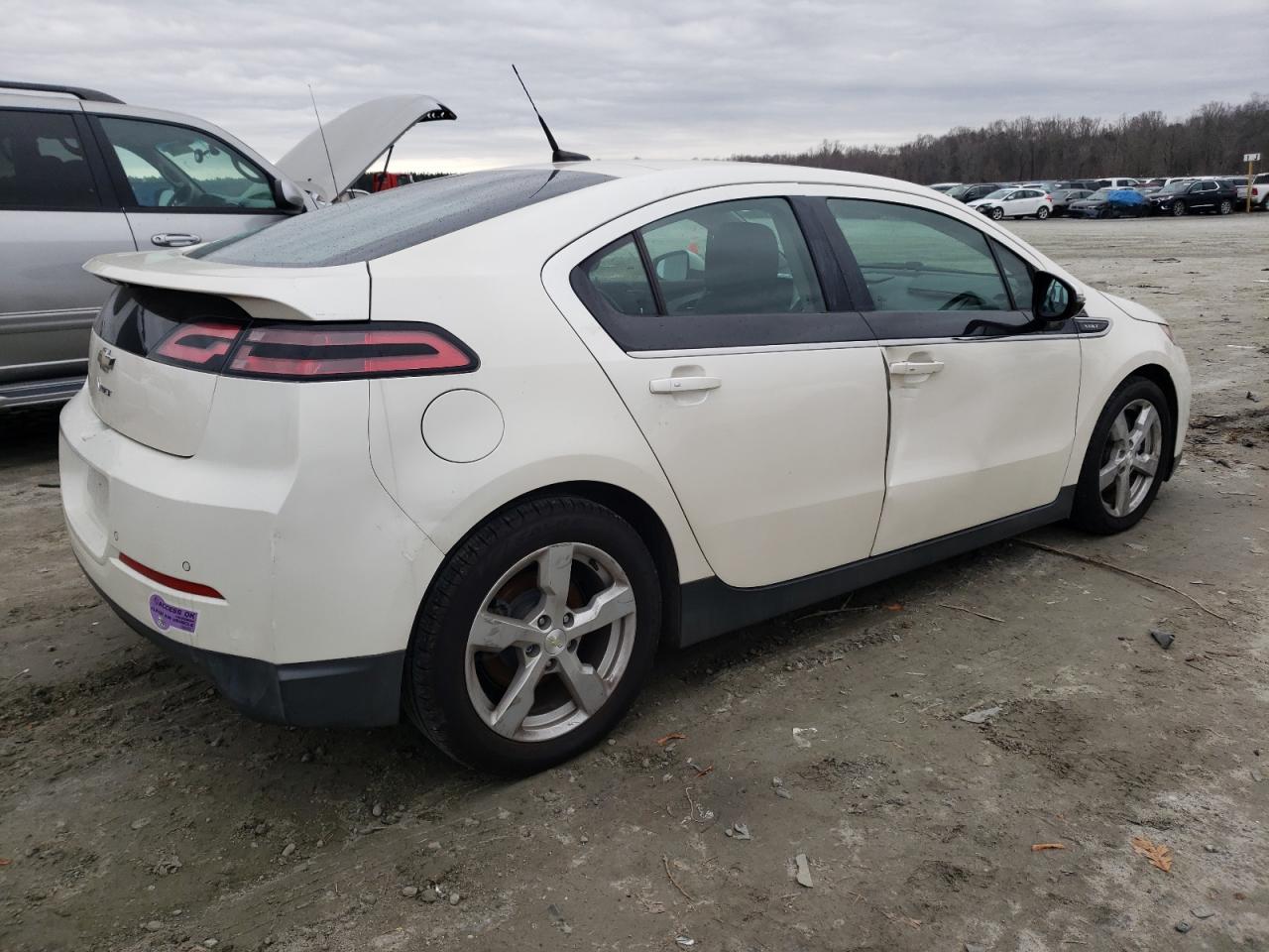 Image 3 of 2013 CHEVROLET VOLT  2013 with VIN 1G1RF6E45DU100932