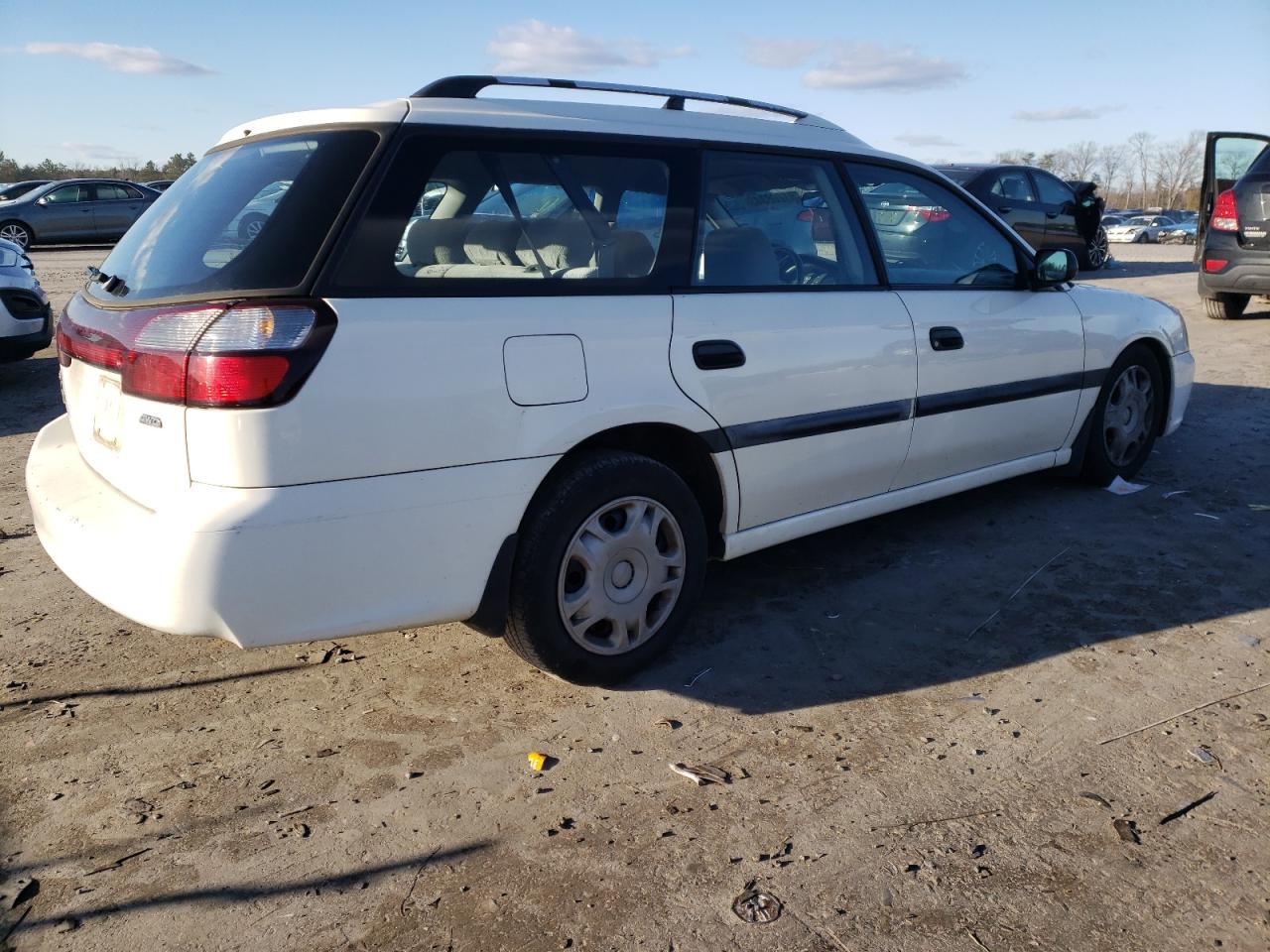 Изображение 3 2000 SUBARU LEGACY L 2000 с VIN 4S3BH635XY7311675