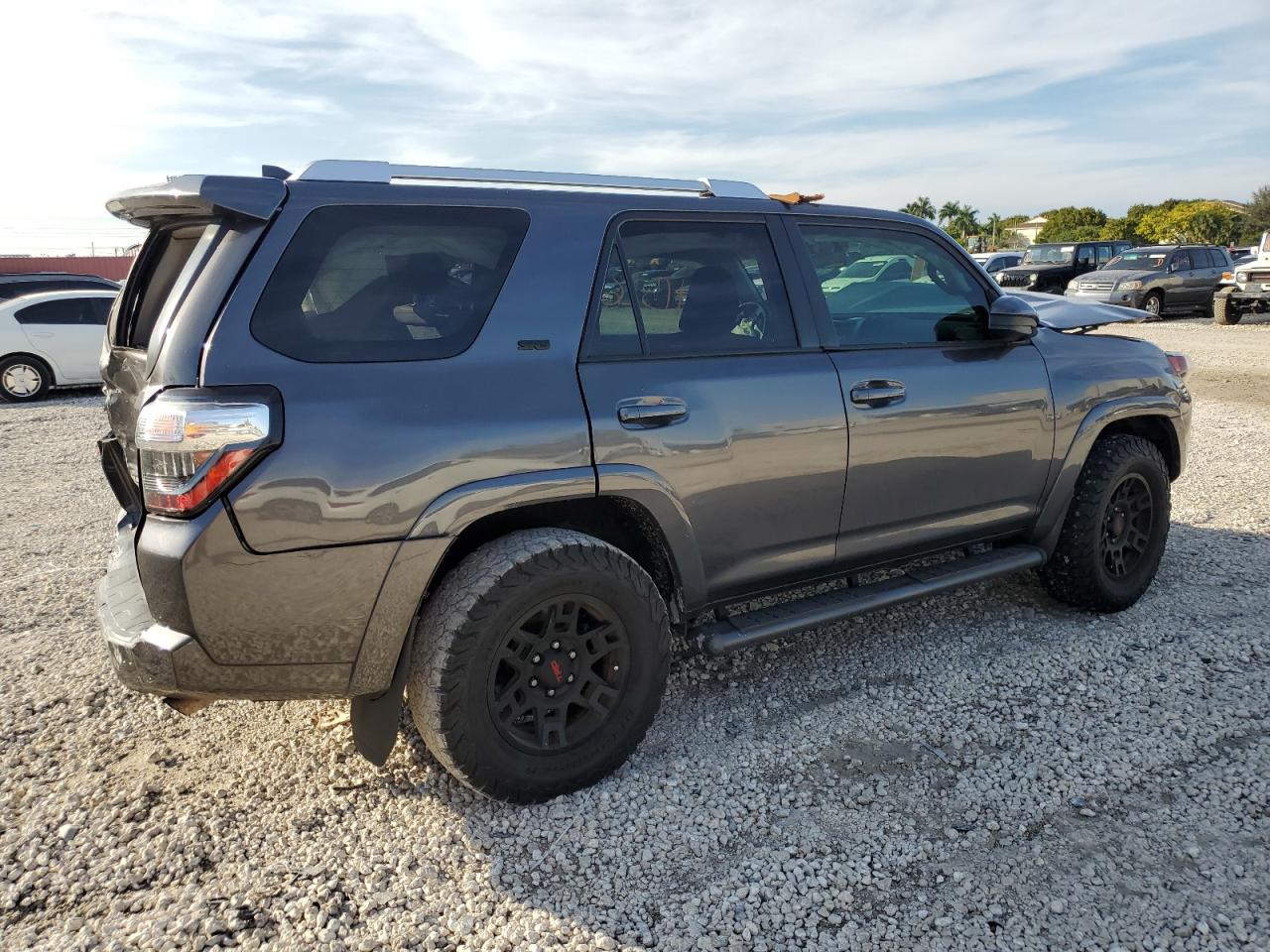 Obraz 3 z 2016 TOYOTA 4RUNNER SR5 2016 z VIN JTEZU5JR2G5144602