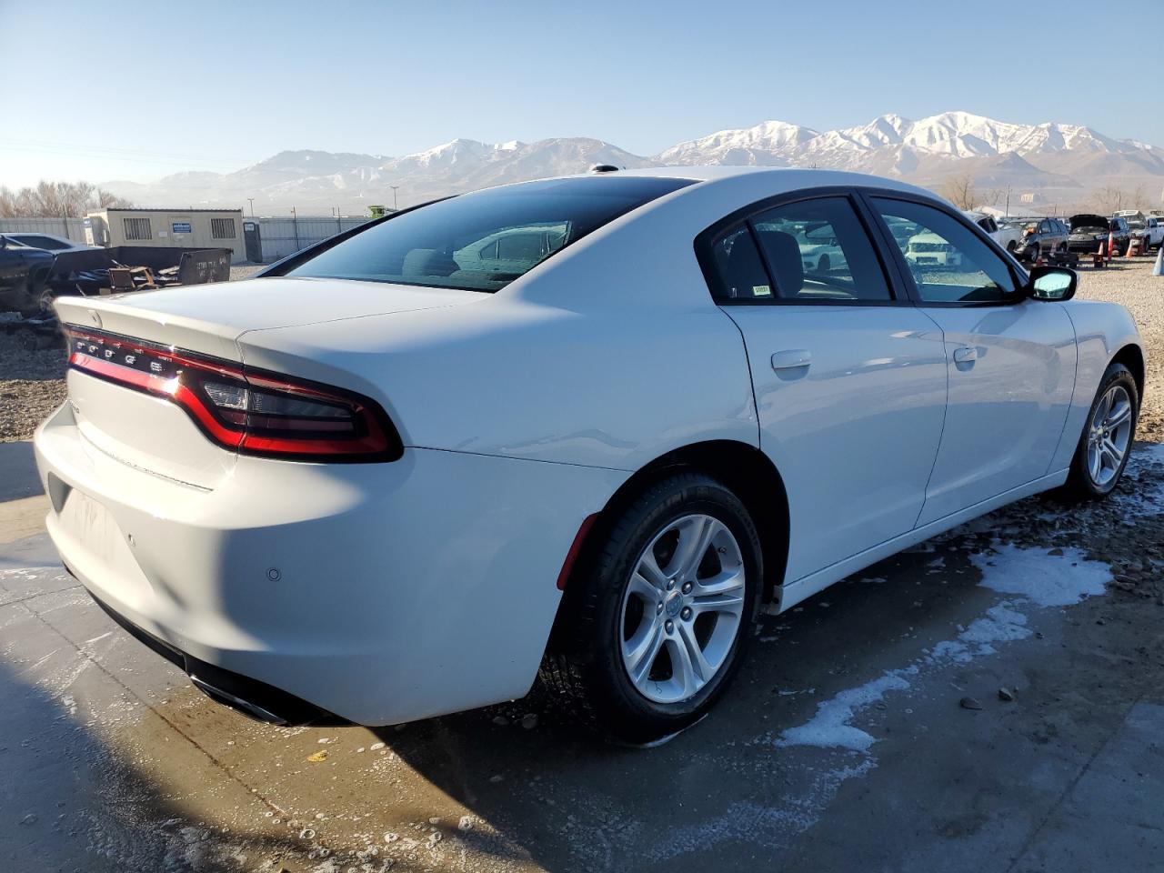 Изображение 3 2022 DODGE CHARGER SXT 2022 с VIN 2C3CDXBG5NH161360