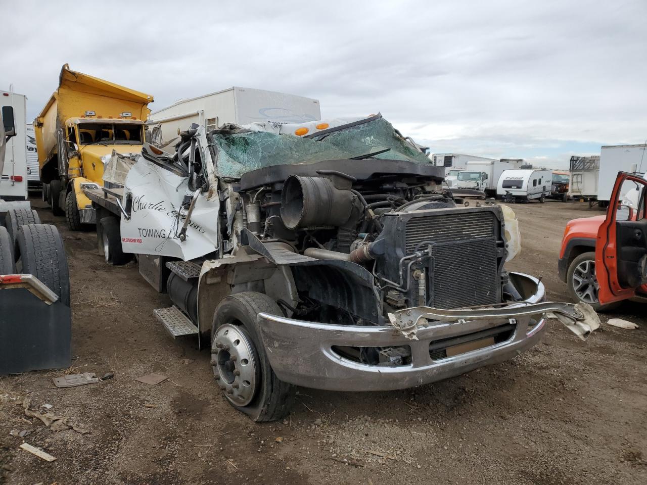 Image 1 of 2003 INTERNATIONAL 4000 4300 2003 with VIN 1HTMMAALX3H602904