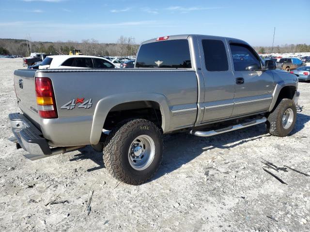 Image 3 of 2000 CHEVROLET SILVERADO K2500 2000 with VIN 1GCGK29UXYE413908