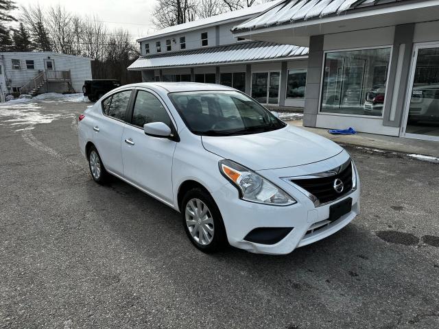 Obraz 1 z 2019 NISSAN VERSA S 2019 z VIN 3N1CN7AP3KL876198