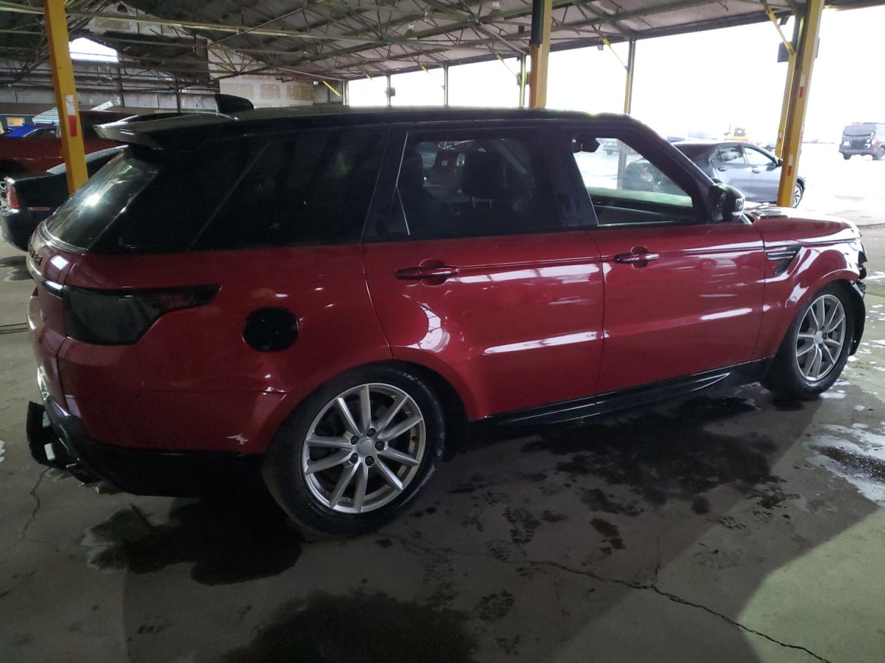 Image 3 of 2017 LAND ROVER RANGE ROVER SPORT SE 2017 with VIN SALWG2FV1HA667582