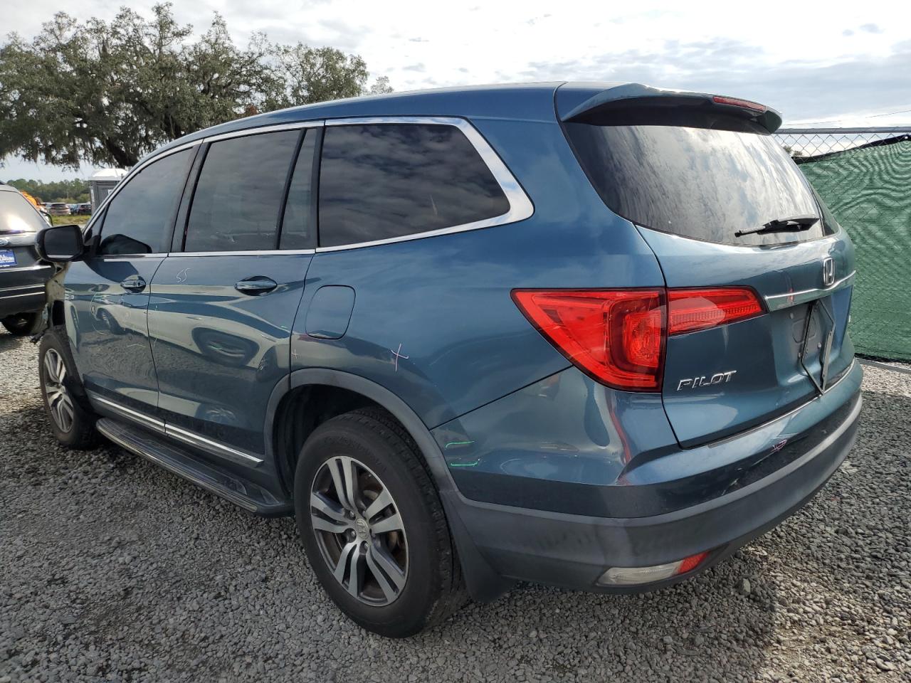 Изображение 2 2016 HONDA PILOT EX 2016 с VIN 5FNYF6H36GB018016