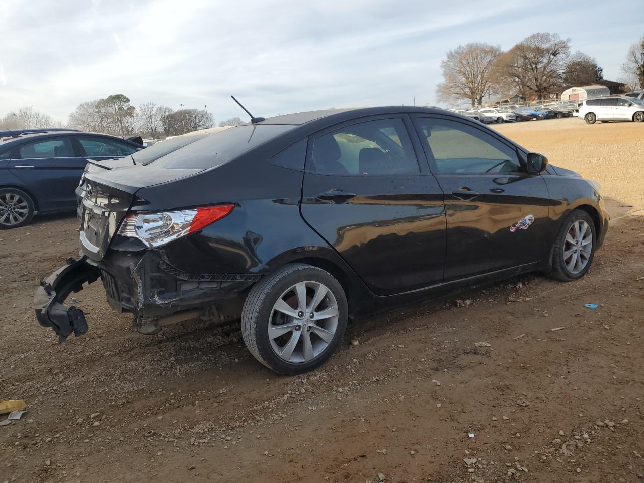Obraz 3 z 2013 HYUNDAI ACCENT GLS 2013 z VIN KMHCU4AE6DU381544