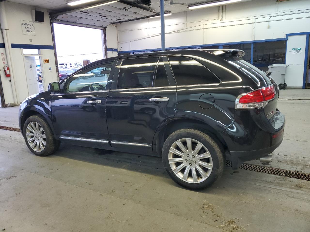 Obraz 2 z 2011 LINCOLN MKX  2011 z VIN 2LMDJ8JK5BBJ15367