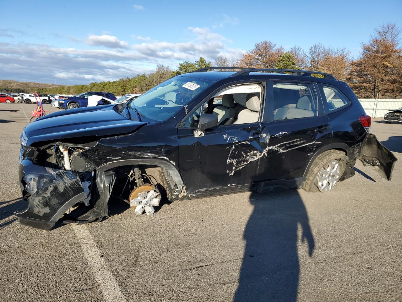Image 1 of 2019 SUBARU FORESTER  2019 with VIN JF2SKACC9KH453487