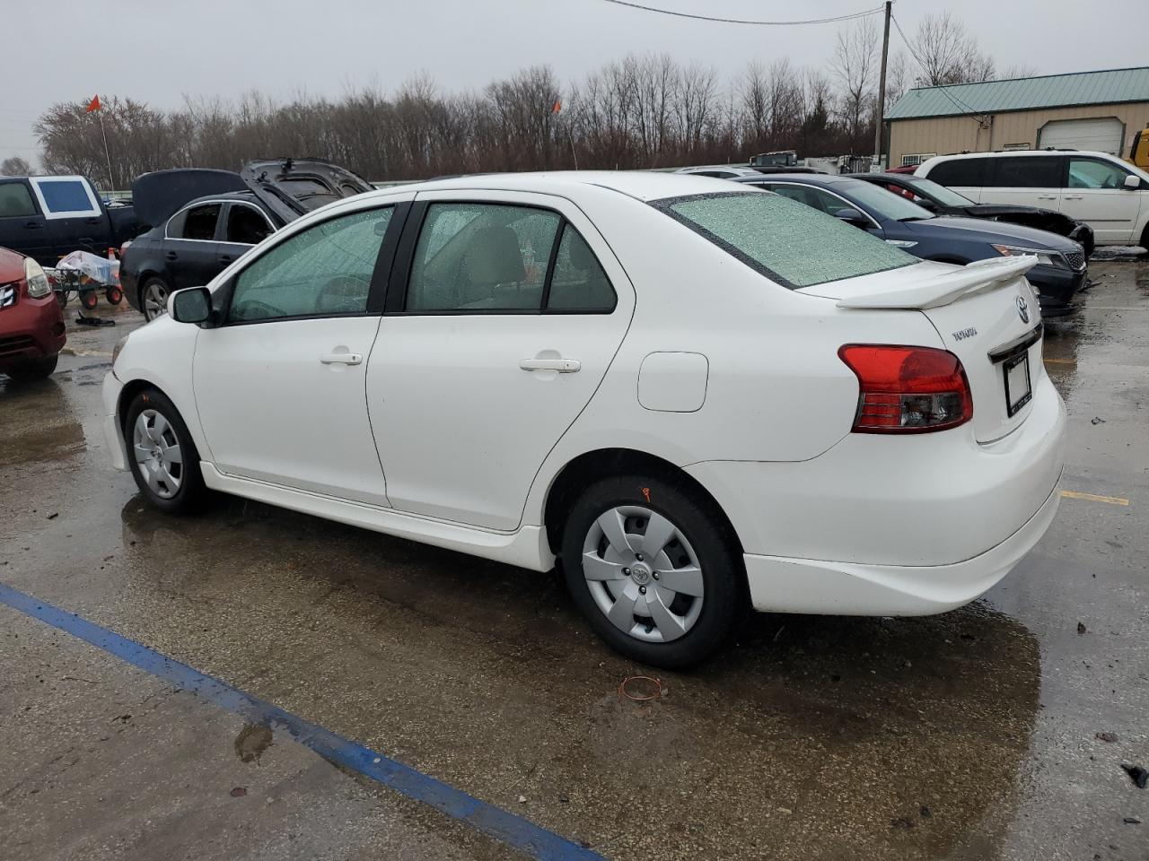 Image 2 of 2009 TOYOTA YARIS  2009 with VIN JTDBT903591307718