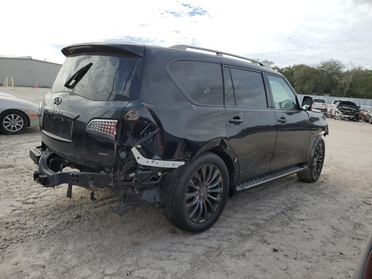 Изображение 3 2015 INFINITI QX80  2015 с VIN JN8AZ2NE7F9082568