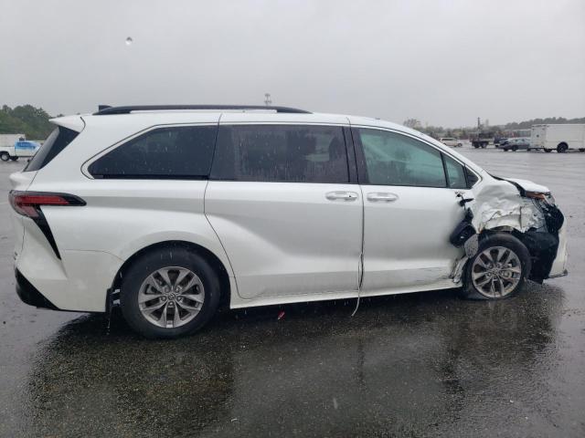 Obraz 3 z 2022 TOYOTA SIENNA XLE 2022 z VIN 5TDYRKEC9NS077347