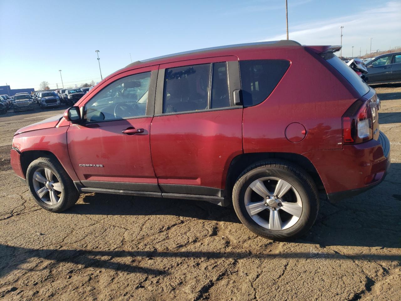 Изображение 2 Jeep Compass Latitude 2014 с VIN 1C4NJDEB2ED821024