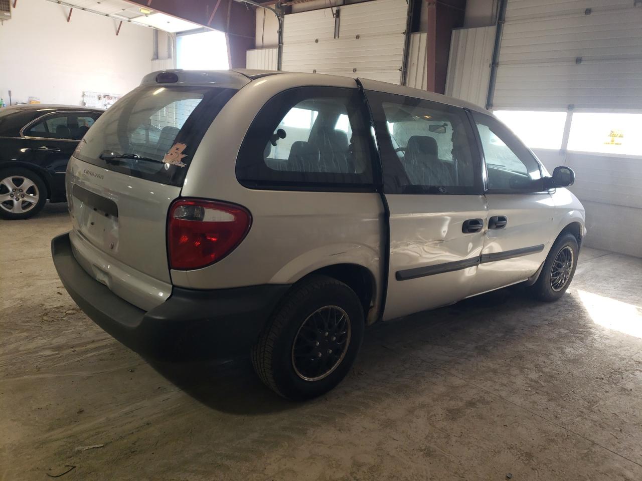 Image 3 of 2005 DODGE CARAVAN SE 2005 with VIN 1D4GP25B85B309391