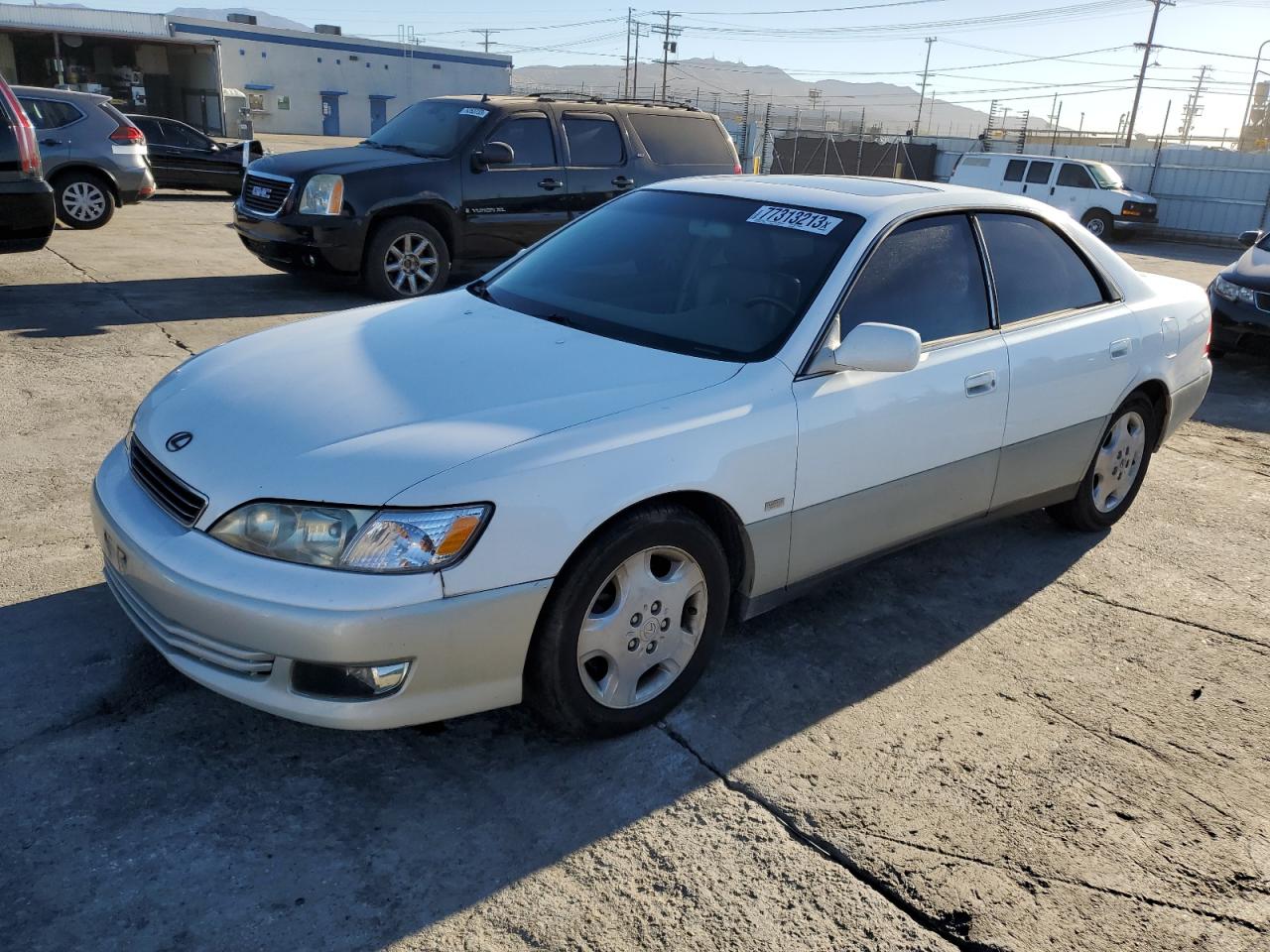 Изображение 2000 LEXUS ES 300 2000