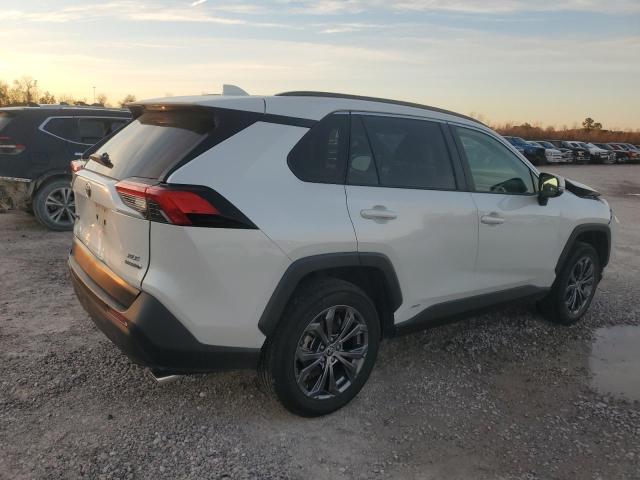 Image 3 of 2022 TOYOTA RAV4 XLE PREMIUM 2022 with VIN JTMB6RFV7ND529234