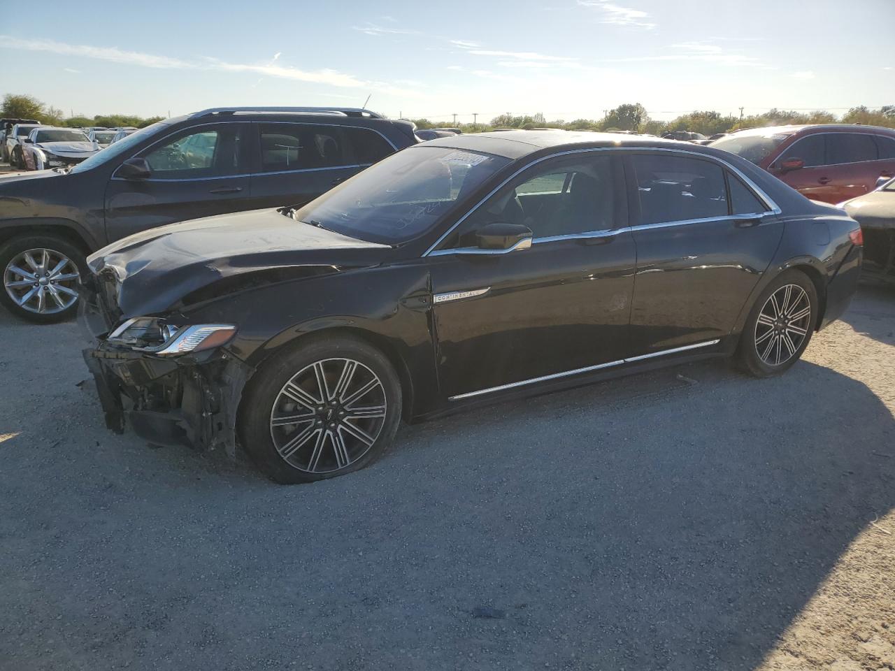 Изображение 1 2018 LINCOLN CONTINENTAL RESERVE 2018 с VIN 1LN6L9RP5J5612443