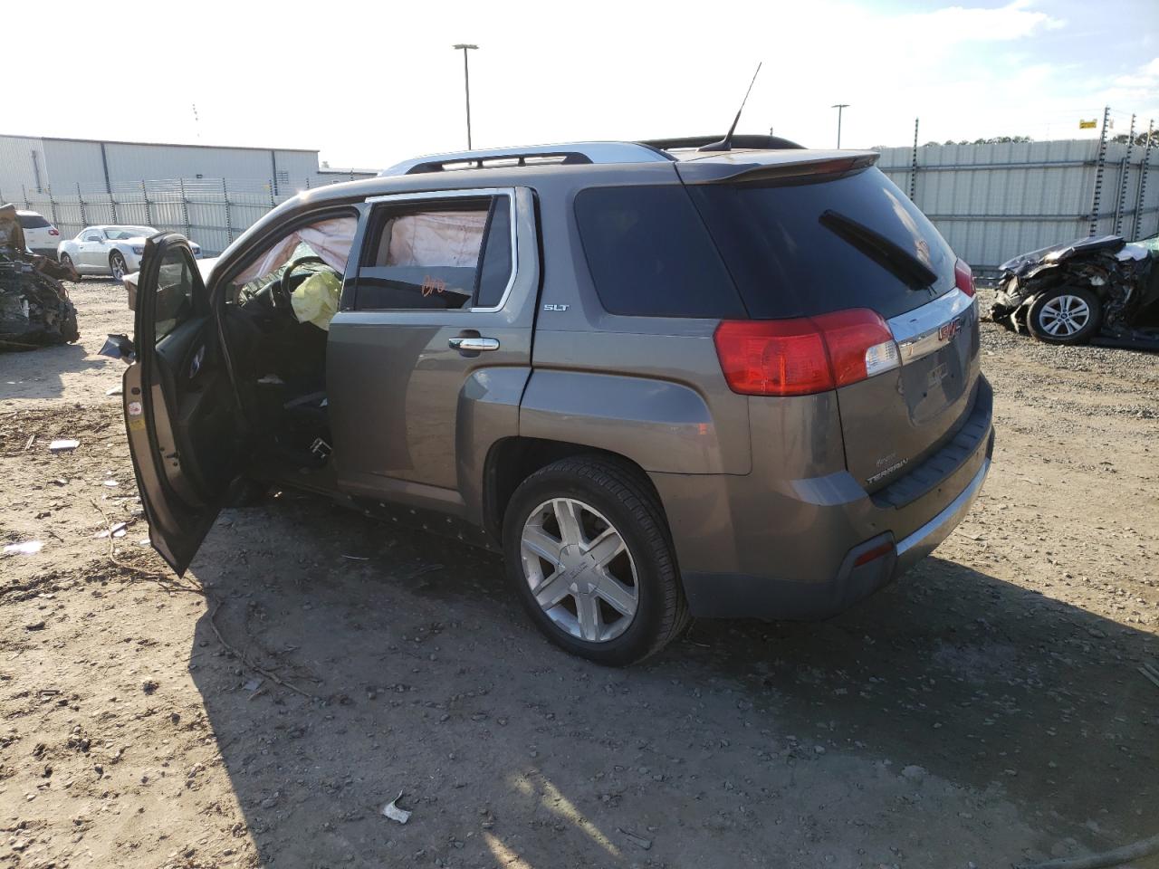Image 2 of Gmc Terrain Slt 2011 with VIN 2CTALWEC7B6384195