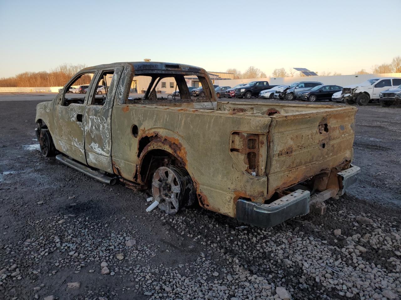 Image 2 of 2010 FORD F150 SUPER CAB 2010 with VIN 1FTFX1EV4AFB28675