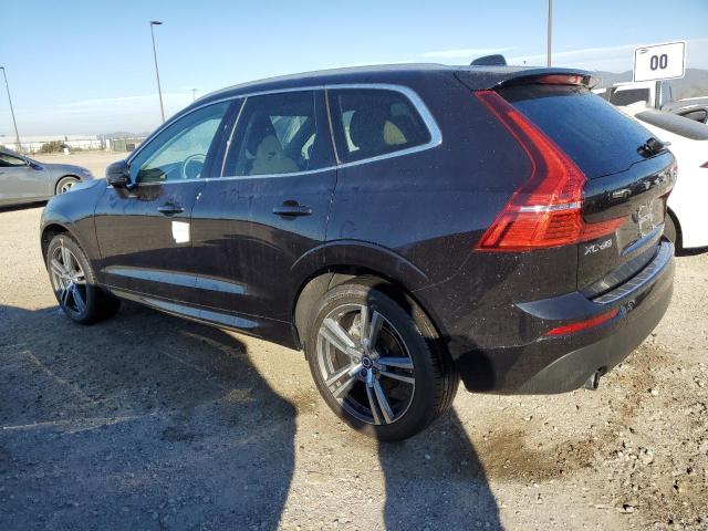 Obraz 2 z 2021 VOLVO XC60 T5 MOMENTUM 2021 z VIN YV4102DK2M1689676