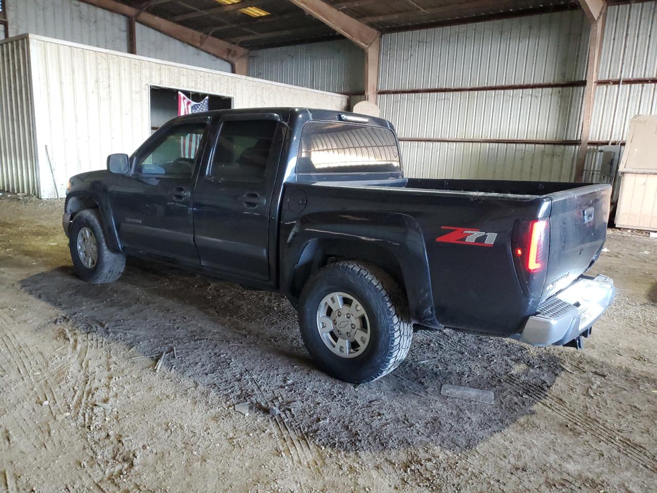 Image 2 of 2004 CHEVROLET COLORADO  2004 with VIN 1GCDS136148117479