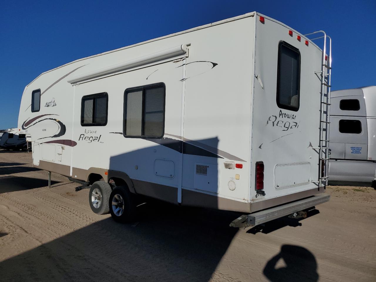 Image 3 of 2004 FLEETWOOD PROWLER 2004 with VIN 1EC5B292544001279