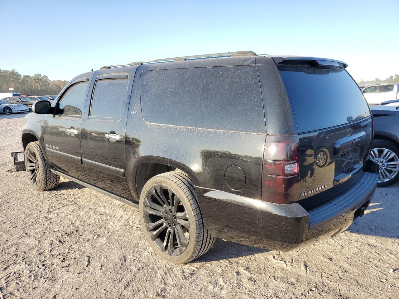 Obraz 2 z 2007 CHEVROLET SUBURBAN C1500 2007 z VIN 3GNFC16067G228757