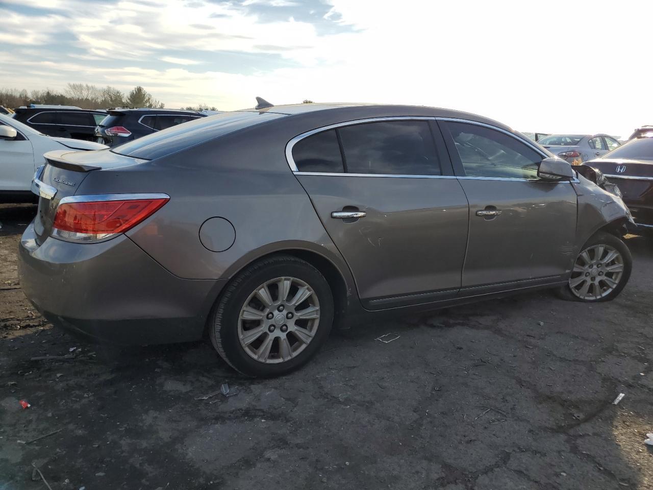 Изображение 3 2012 BUICK LACROSSE  2012 с VIN 1G4GC5GR8CF248114