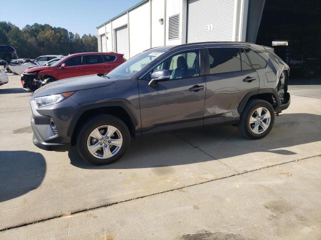 Obraz 1 z 2021 TOYOTA RAV4 XLE 2021 z VIN 2T3W1RFV8MC163299