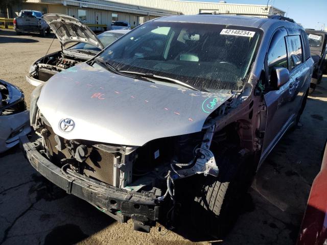 Obraz 1 z 2015 TOYOTA SIENNA SPORT 2015 z VIN 5TDXK3DC7FS562367