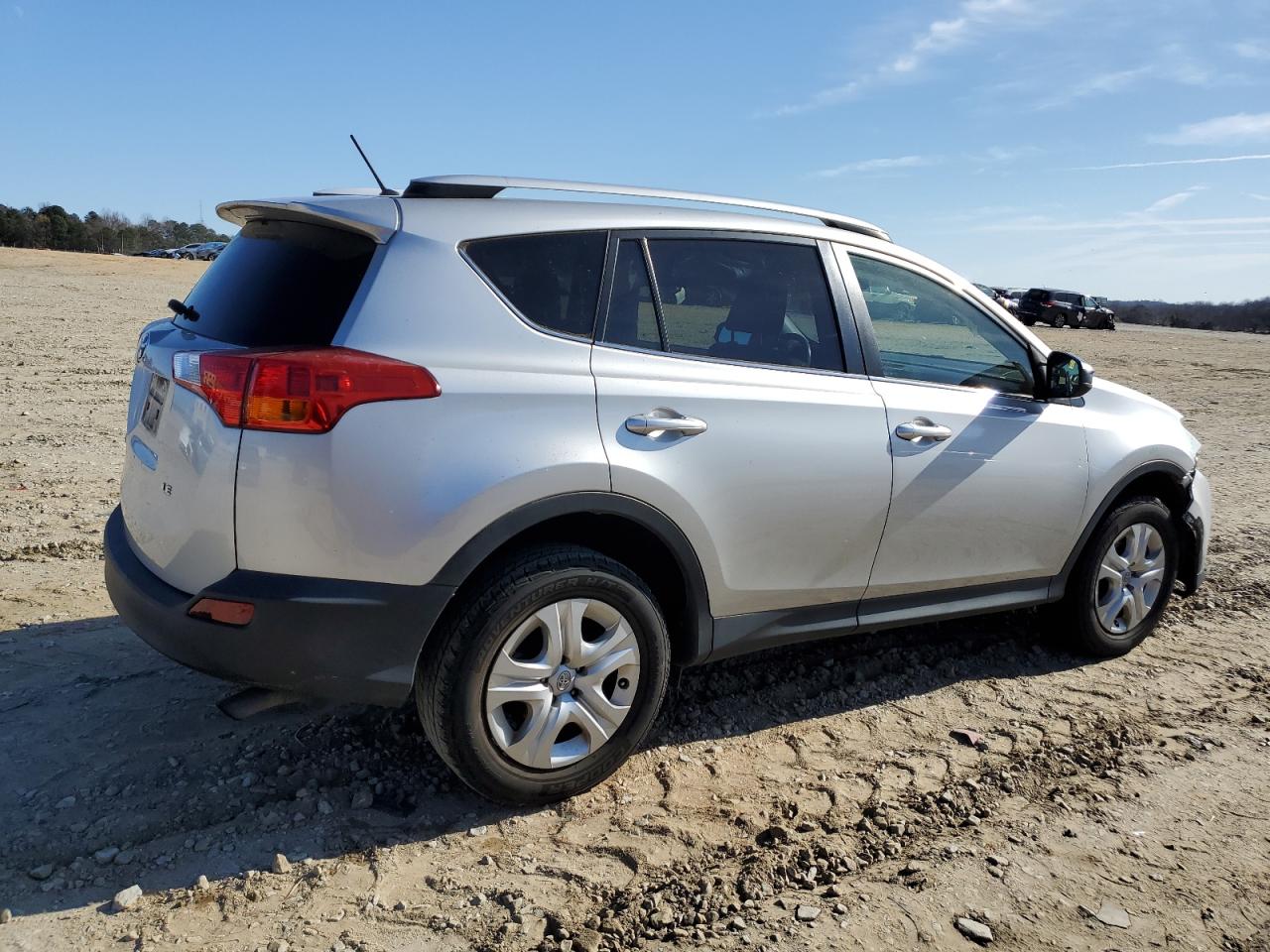 Image 3 of 2013 TOYOTA RAV4 LE 2013 with VIN JTMZFREV7DD013552