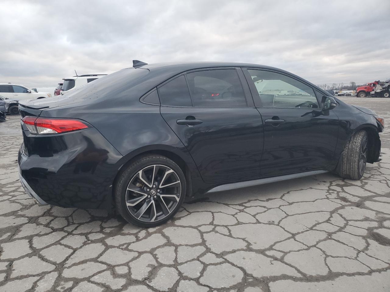 Изображение 3 2020 TOYOTA COROLLA SE 2020 с VIN JTDS4RCE5LJ021238