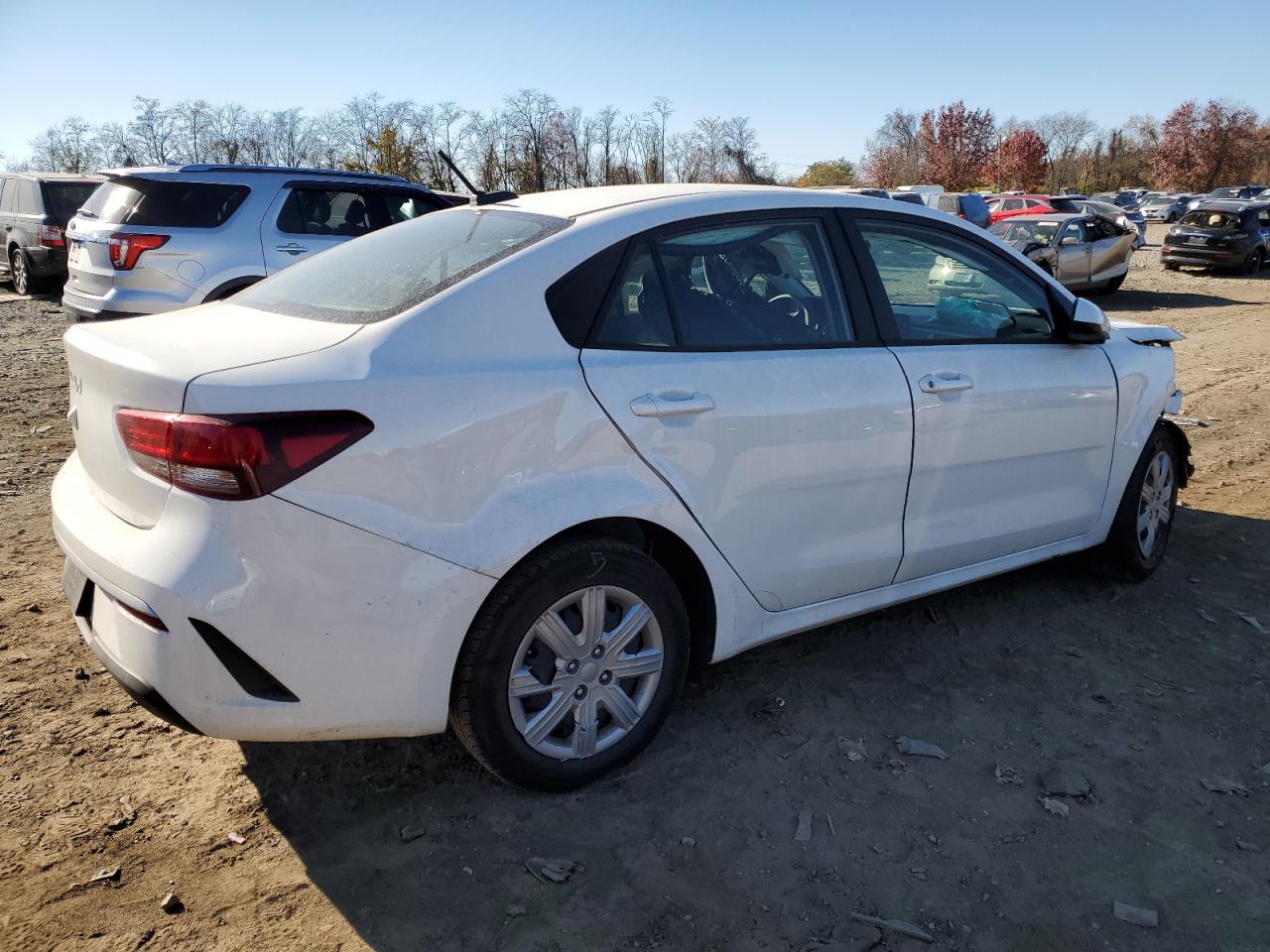 Изображение 3 2022 KIA RIO LX 2022 с VIN 3KPA24AD1NE474089