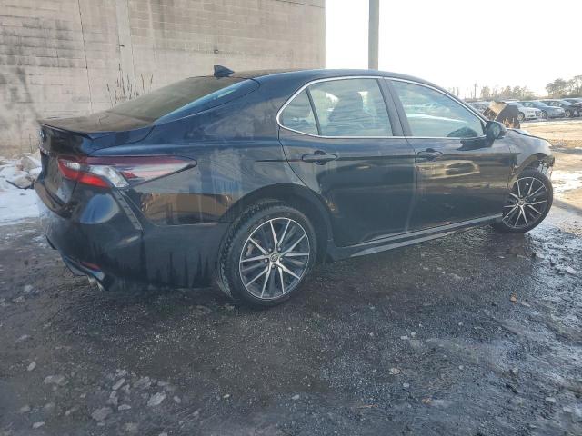 Obraz 3 z 2022 TOYOTA CAMRY SE 2022 z VIN 4T1G11AK8NU055552