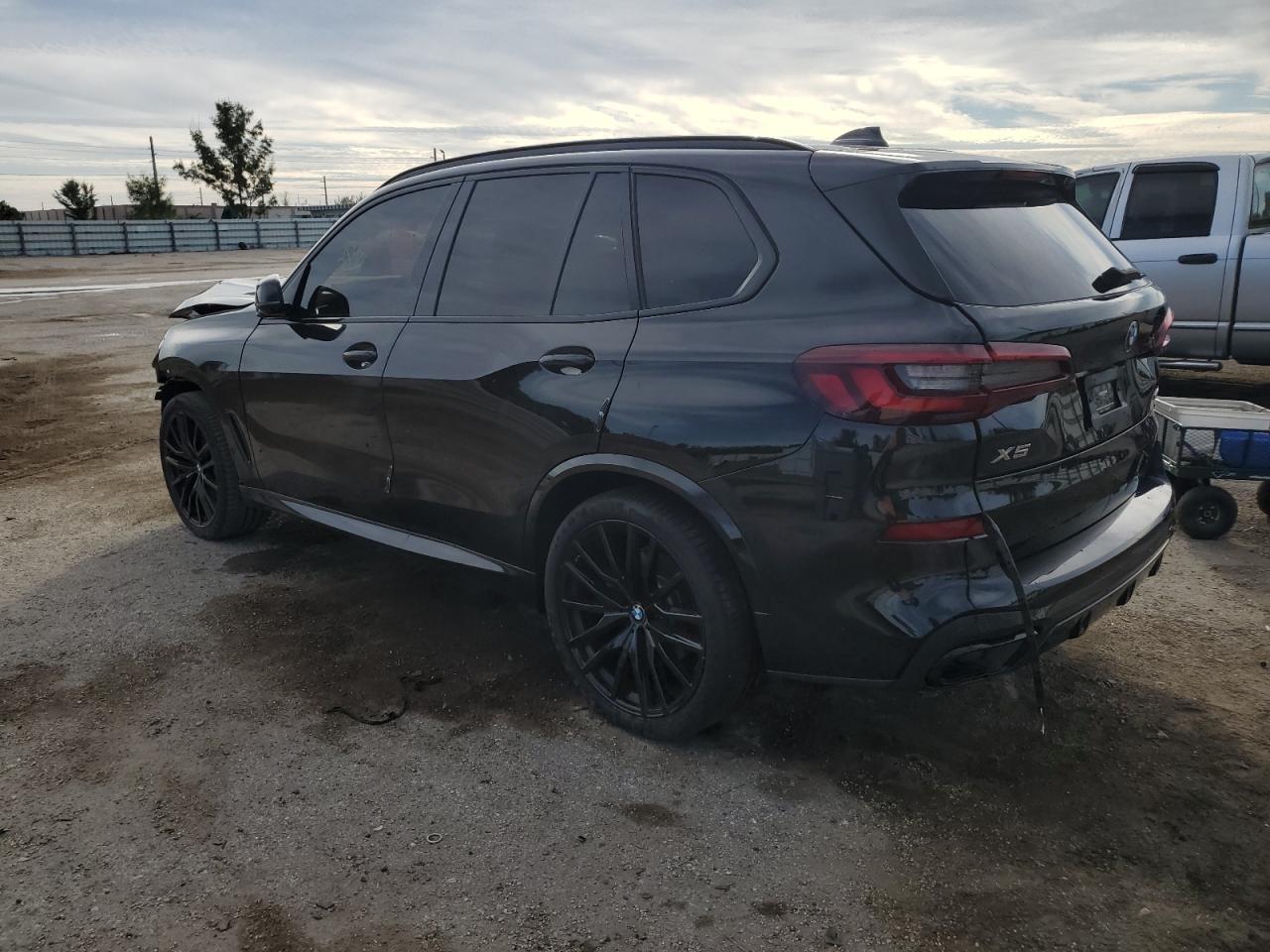 Obraz 2 z 2022 BMW X5 SDRIVE 40I 2022 z VIN 5UXCR4C05N9M10607