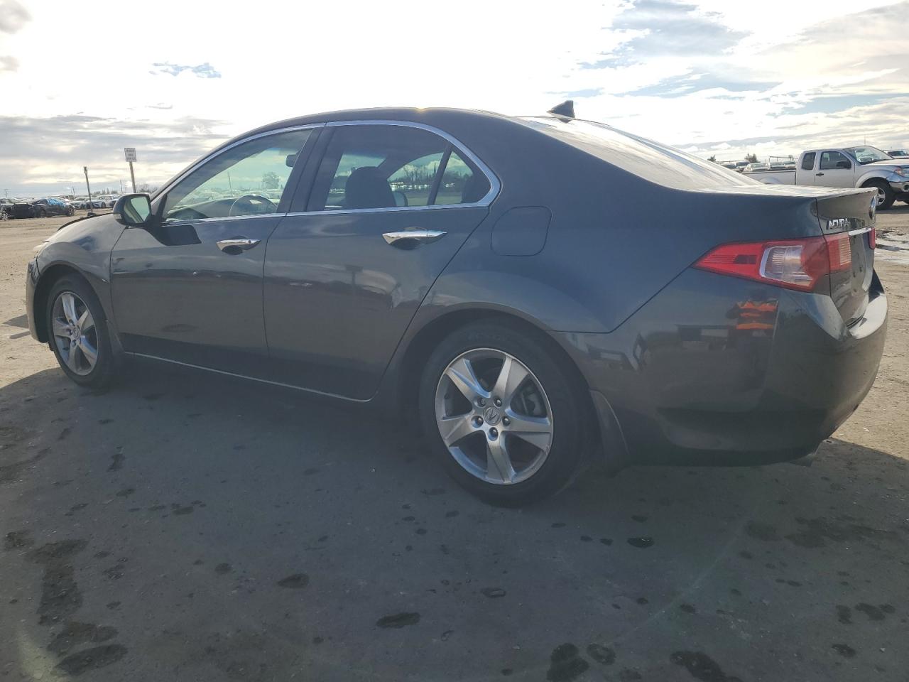 Obraz 2 z 2011 ACURA TSX  2011 z VIN JH4CU2F64BC009499