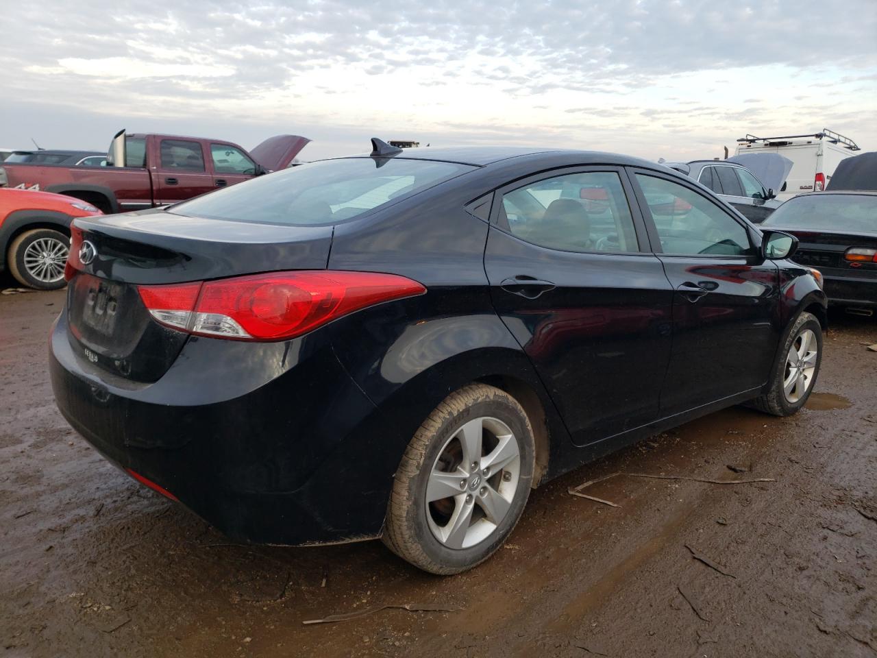 Image 3 of 2013 HYUNDAI ELANTRA GLS 2013 with VIN KMHDH4AE0DU540342