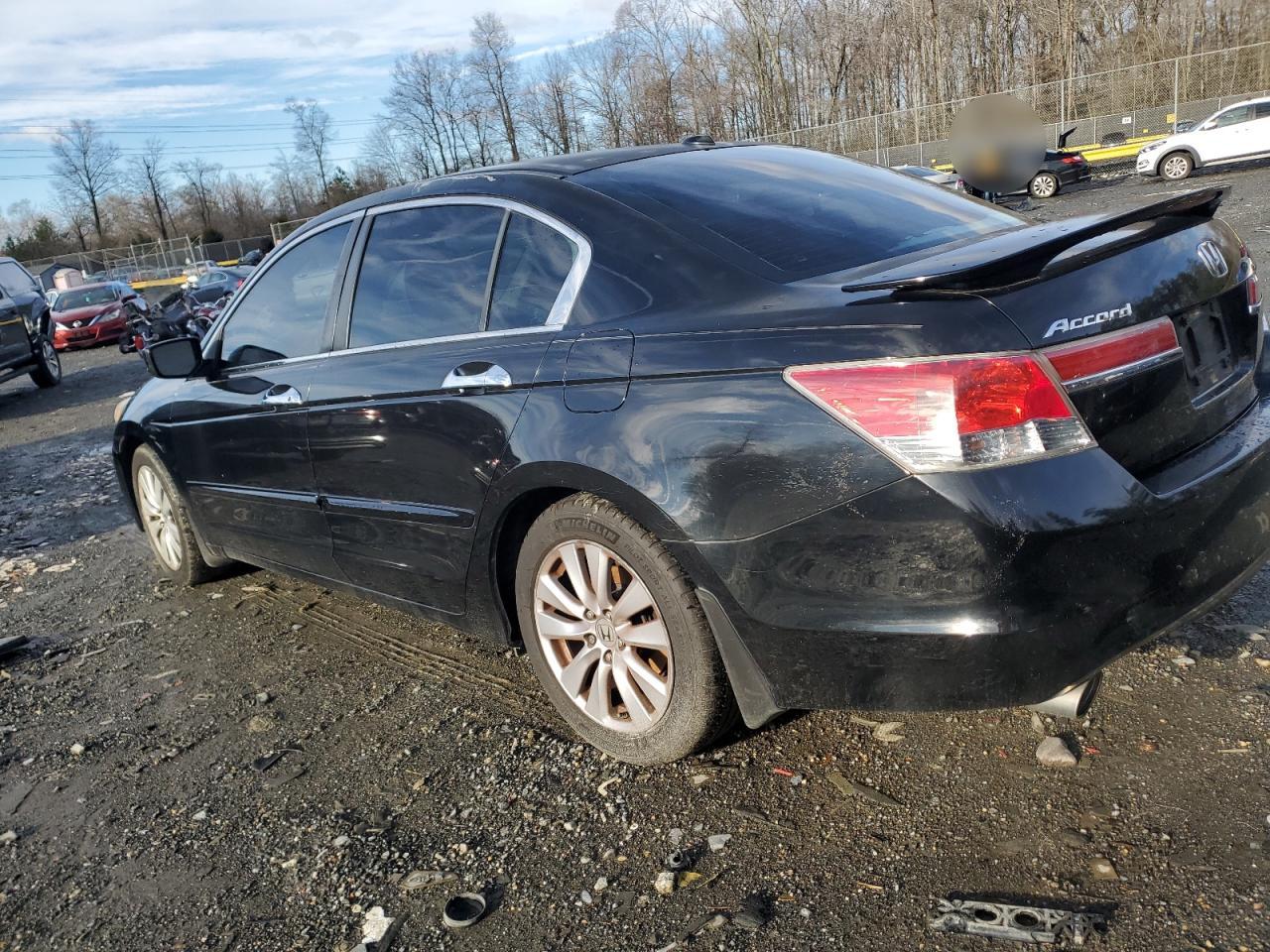 Изображение 2 2011 HONDA ACCORD EXL 2011 с VIN 5KBCP3F8XBB003372