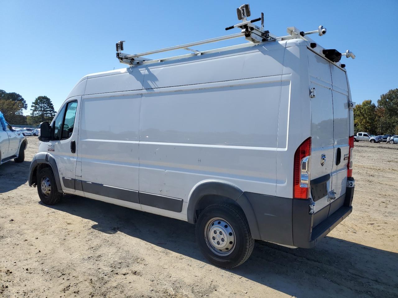 Obraz 2 z 2016 RAM PROMASTER 2500 2500 HIGH 2016 z VIN 3C6TRVDGXGE132036