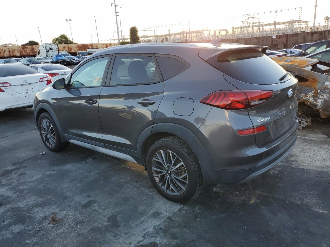 Изображение 2 2020 HYUNDAI TUCSON LIMITED 2020 с VIN KM8J33AL6LU144232