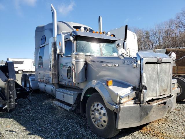 Image 1 of 2007 WESTERN STAR/AUTO CAR CONVENTIONAL 4900EX 2007 with VIN 5KJJABCK87PY54975