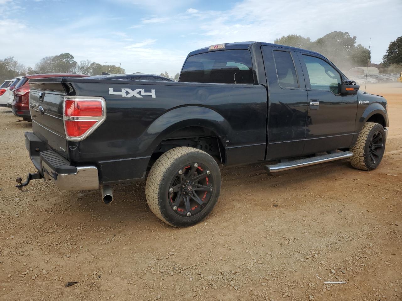 Image 3 of 2014 FORD F150 SUPER CAB 2014 with VIN 1FTFX1EF3EFD03061
