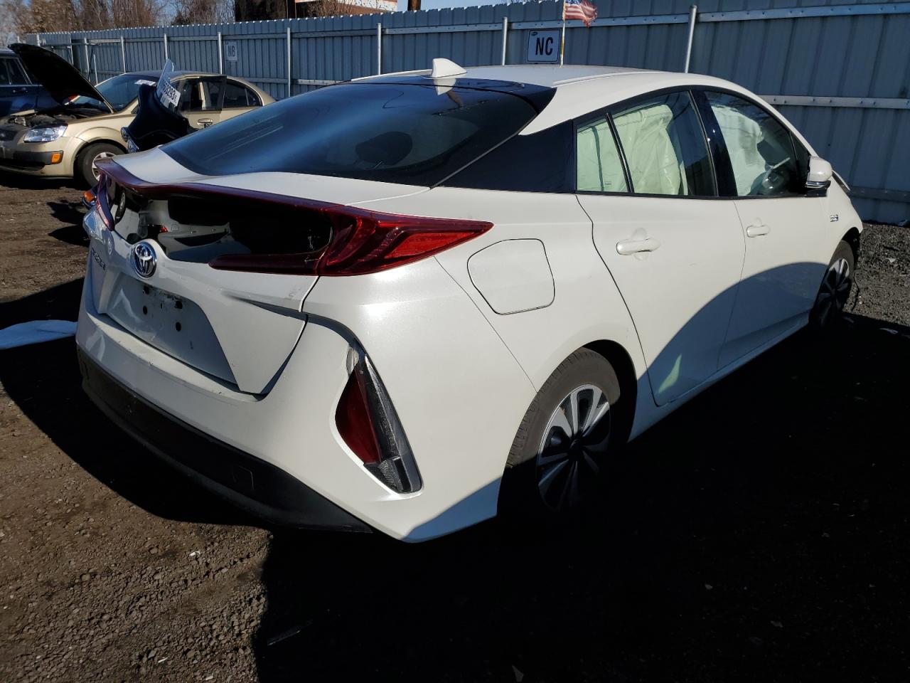 Obraz 3 z 2017 TOYOTA PRIUS PRIME  2017 z VIN JTDKARFP3H3033244