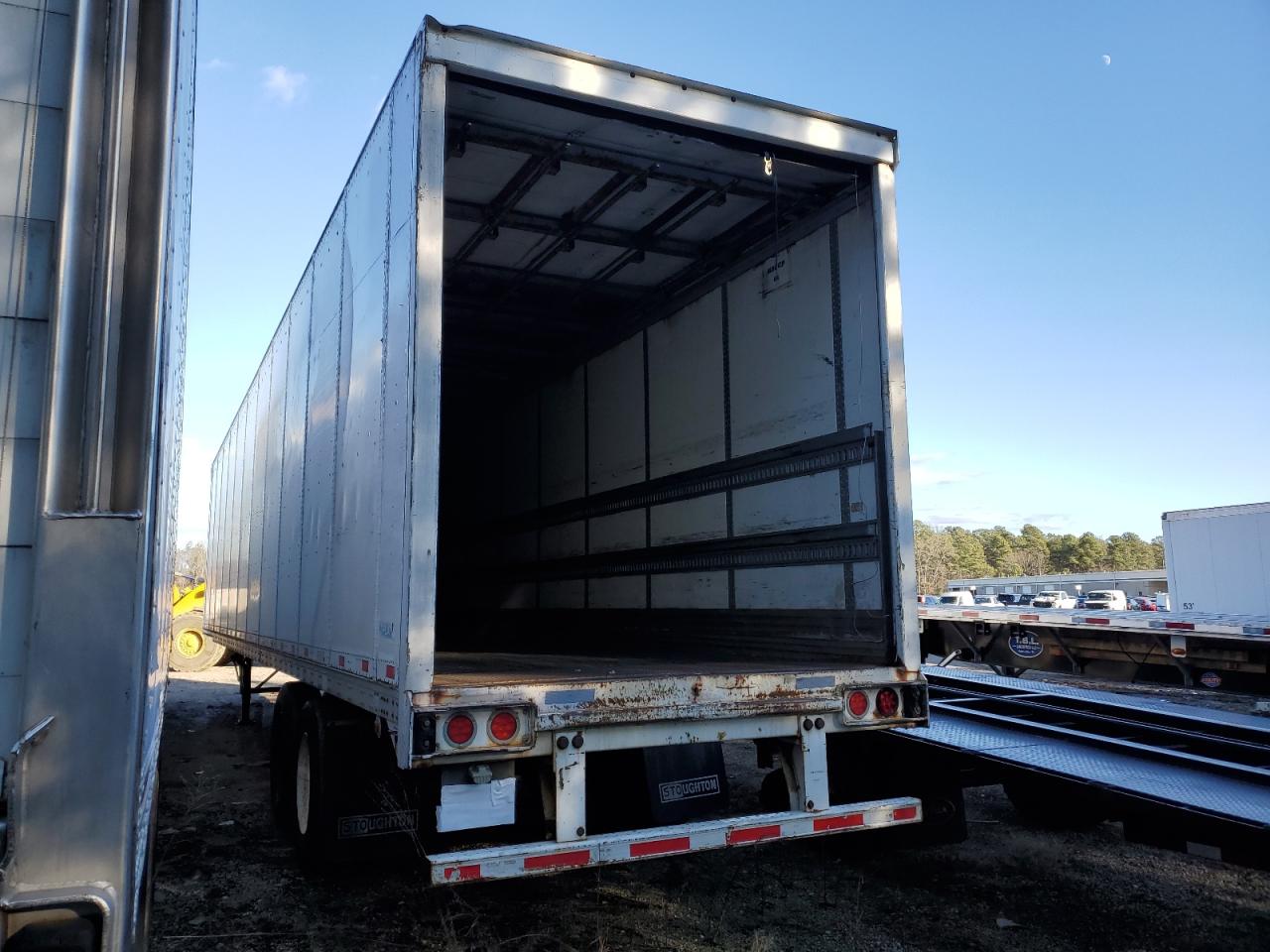 Image 3 of 2011 STO TRL 2011 with VIN 1DW1A4822BS217601