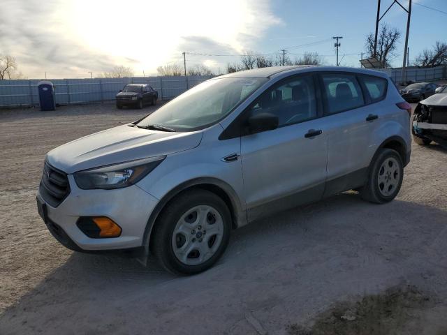 Obraz 1 z 2019 FORD ESCAPE S 2019 z VIN 1FMCU0F75KUB78001