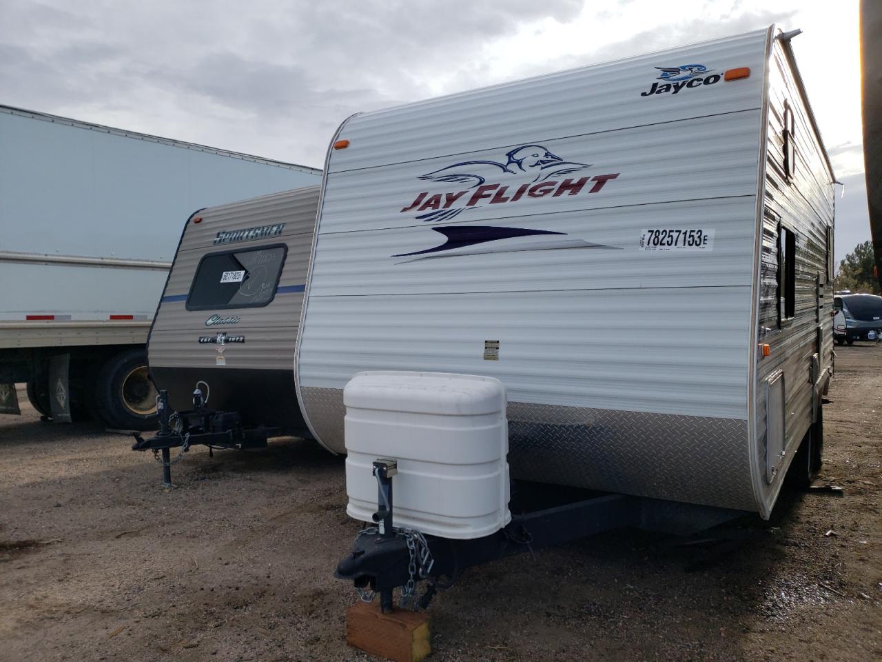 Image 2 of 2011 JAYC JAY FLIGHT 2011 with VIN 1UJBJ0BK3B78P0081