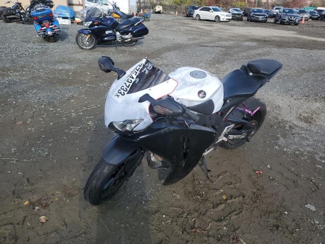 Изображение 2 2008 HONDA CBR1000 RR 2008 с VIN JH2SC59038M010419
