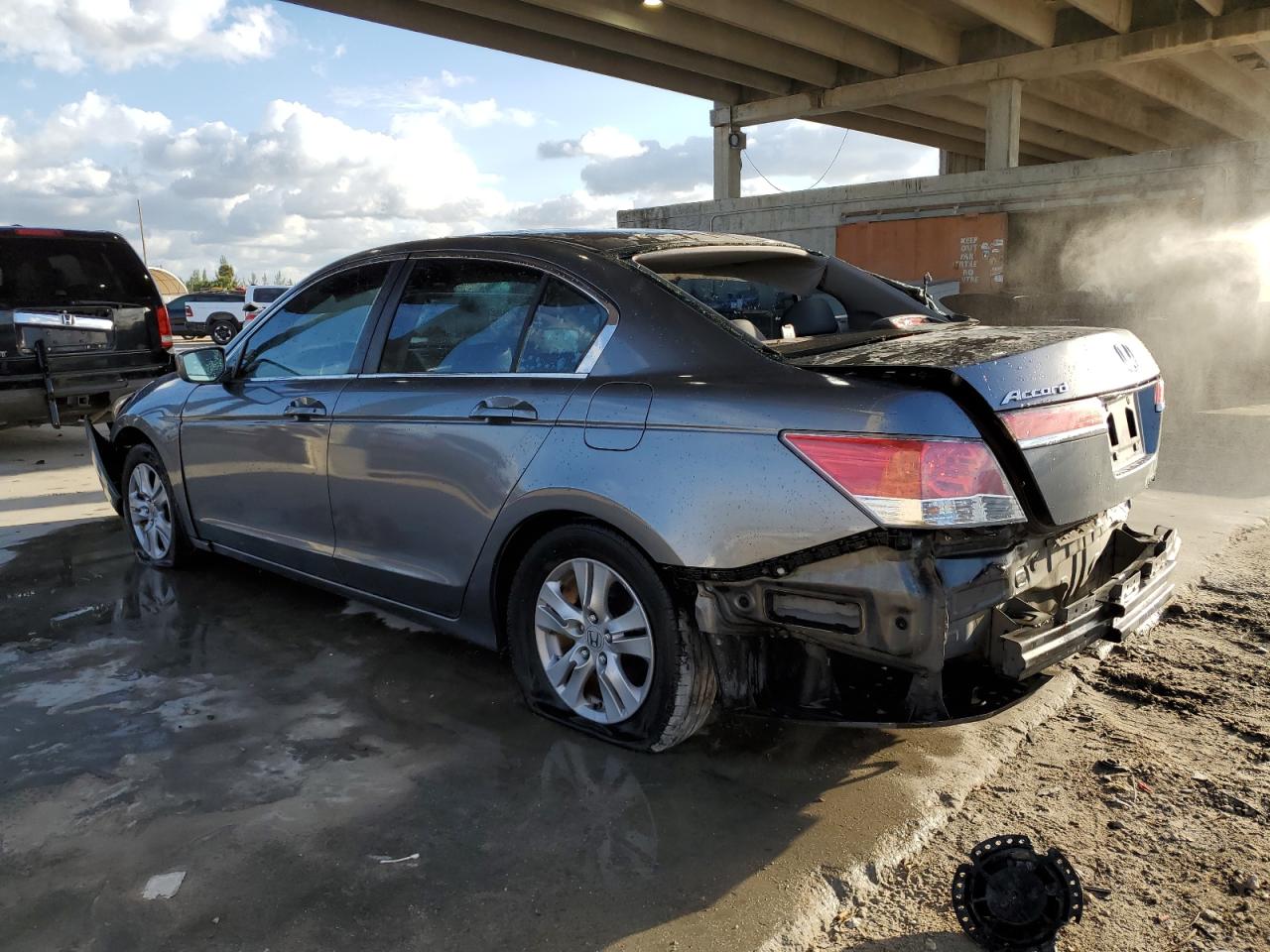 Image 2 of 2012 HONDA ACCORD SE 2012 with VIN 1HGCP2F64CA106239