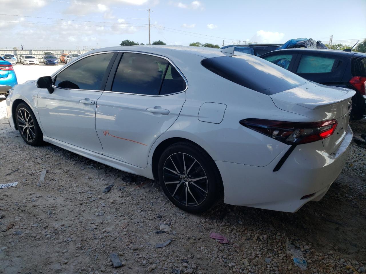 Изображение 2 2024 TOYOTA CAMRY SE NIGHT SHADE 2024 с VIN 4T1T11AK9RU847620