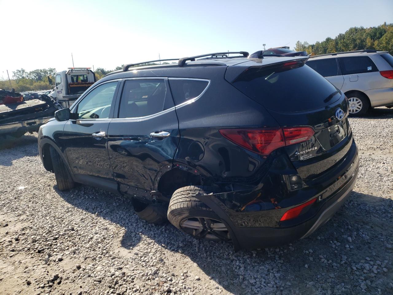 Obraz 2 z 2017 HYUNDAI SANTA FE SPORT  2017 z VIN 5NMZUDLB9HH008061